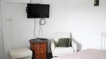 Фото номера Двухместный номер с 1 кроватью Гостевой дом Guest house BULGARKA г. Dibich 5