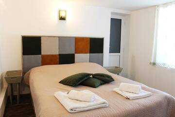 Фото номера Двухместный номер с 1 кроватью Гостевой дом Guest house BULGARKA г. Dibich 4