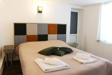 Фото номера Двухместный номер с 1 кроватью Гостевой дом Guest house BULGARKA г. Dibich 2